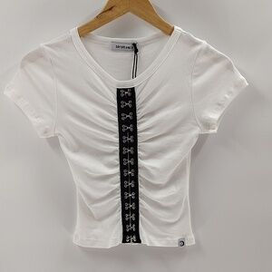 Daydreamer Hook Eye Cropped Tee Large White Black Short Sleeve Stretch